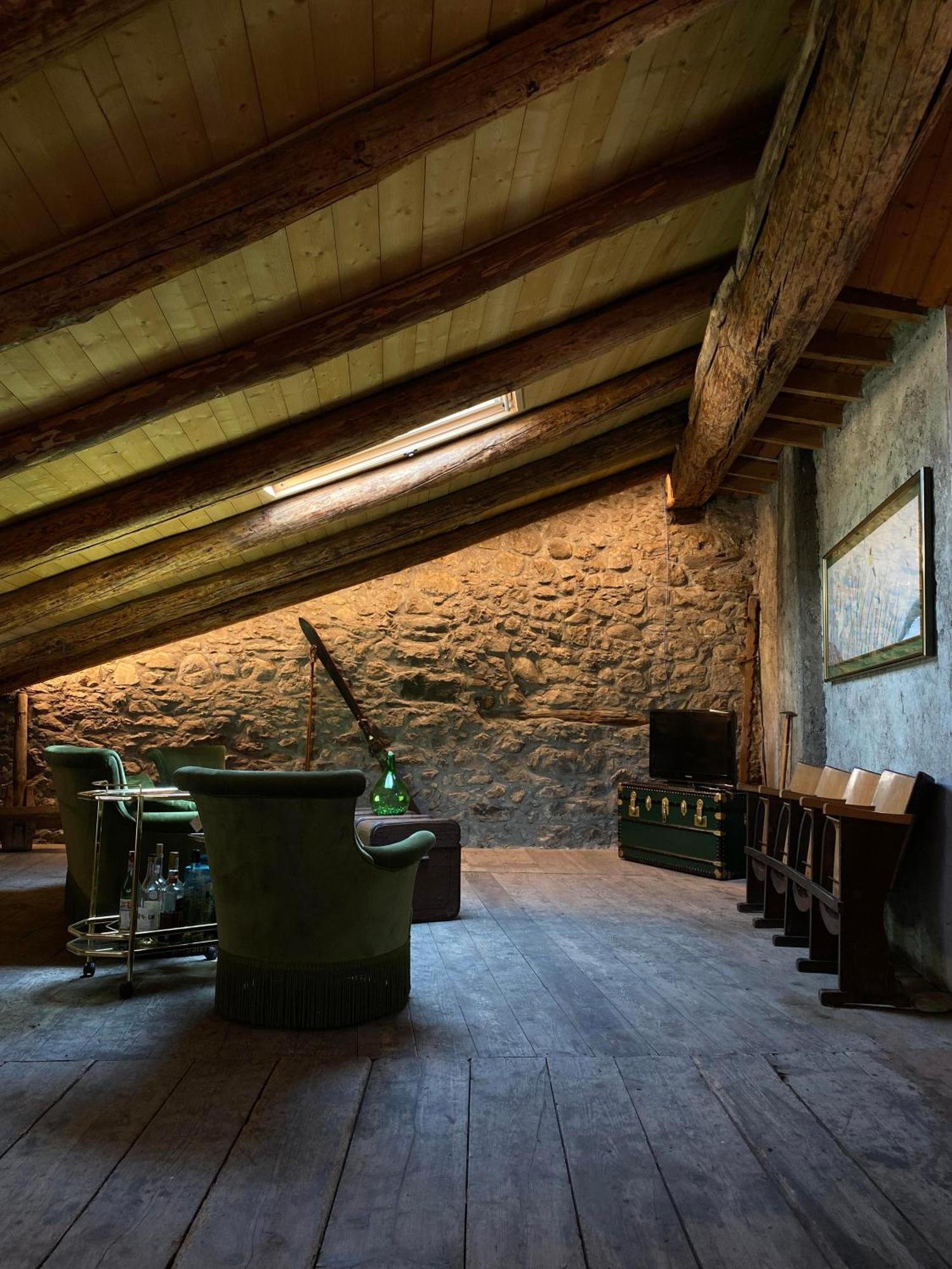 Casa Nel Centro Storico Di Borno Villa Екстериор снимка