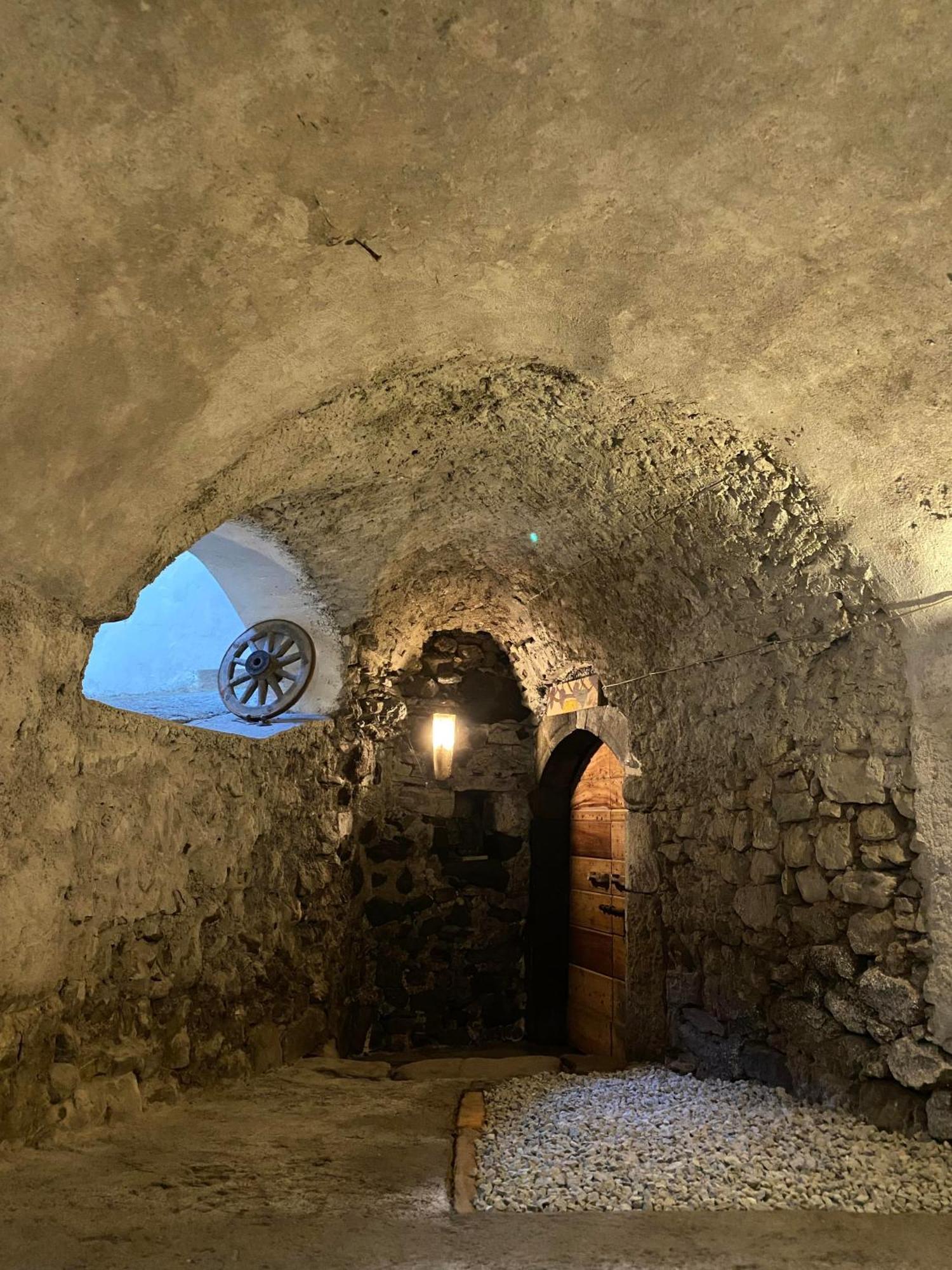 Casa Nel Centro Storico Di Borno Villa Екстериор снимка