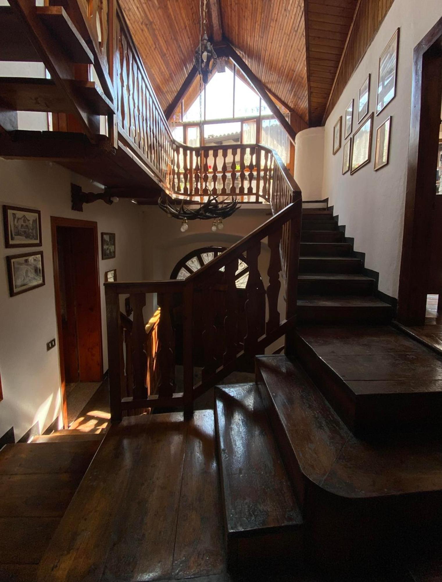 Casa Nel Centro Storico Di Borno Villa Екстериор снимка